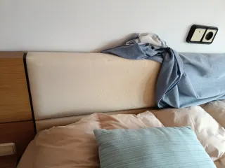 Cama canapé 150 cm, cabecero y 2 mesitas