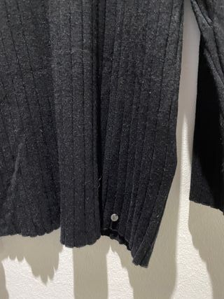 Jersey C&A Negro de canalé