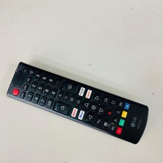 SMART TV LG 55UR781C0LK 55" + MANDO SIN PATAS