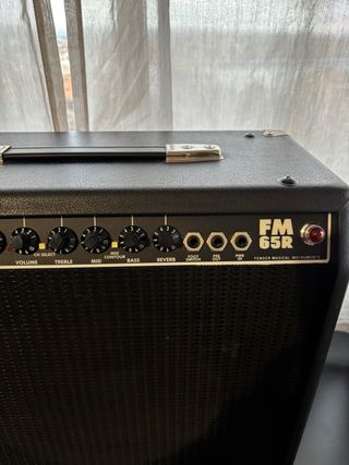 Amplificador Guitarra Fender FM65R