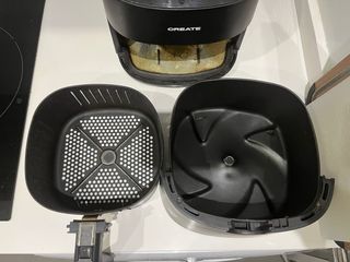 Freidora de aire Create negra 3.5L