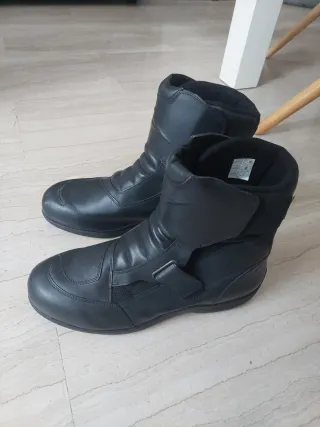 Botas hombre moto talla 46 de la marca Alpinestars