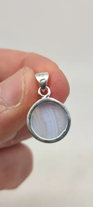 Colgante de Plata y Ópalo Azul.