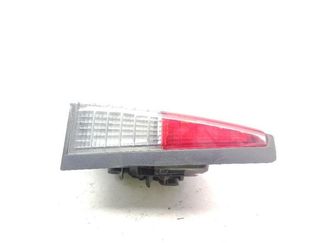 20315498 piloto trasero 23180204 nissan primera