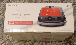 Consola Sony PSP Slim & Lite Piano Black