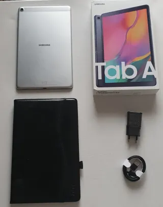 Samsung Galaxy Tab A - Funda y Cargador
