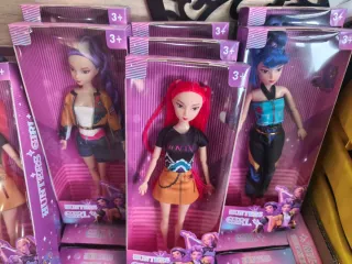 Boneca Hunters Girl Coleção