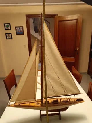 Maqueta velero madera