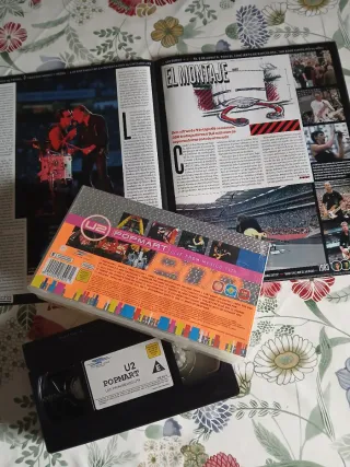 Lote U2: Libro, Rolling Stone y PopMart