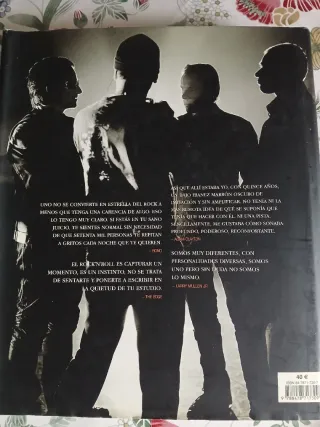 Lote U2: Libro, Rolling Stone y PopMart