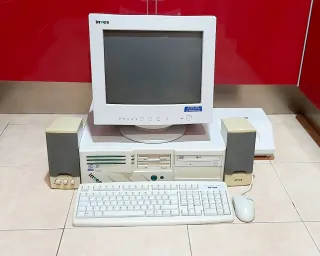 Ordenador Inves Pentium 4 Vintage