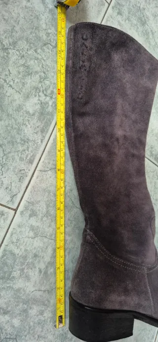 Stivali scamosciati Unlimited tg. 36