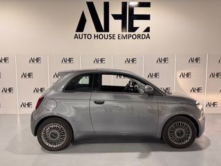FIAT 500E 320KM AUTONOMIA WLTP 2022