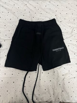 Conjunto Essentials Fear of God Negro