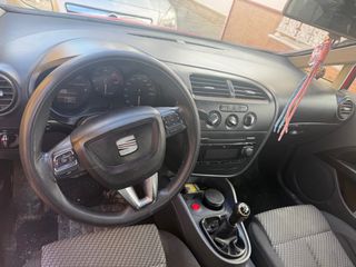 Coche Rojo Seat León