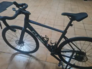 Bicicleta Cube Attain Talla 53