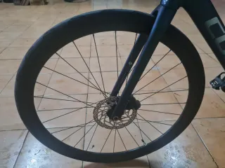 Bicicleta Cube Attain Talla 53