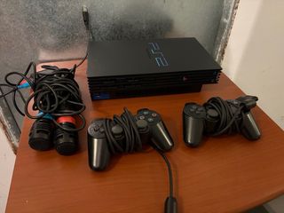 PlayStation 2 (PS2) + 11 Juegos + 2 mandos + dos m
