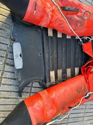 Barca Zodiac para restaurar