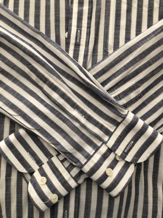 Camisa de rayas azul y blanca para hombre