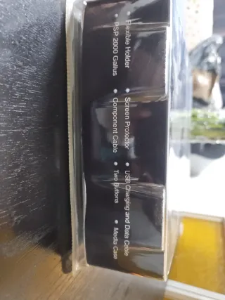 Kit Accesorios PSP 2000 8 en 1