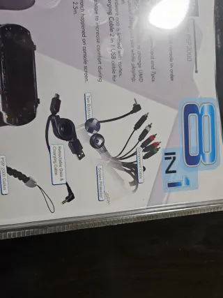 Kit Accesorios PSP 2000 8 en 1