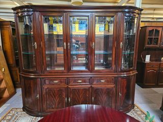 Móvel/Cristaleira Grande Madeira Maciça