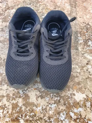 Nike tanjun triple black sneakers nere — taglia 38