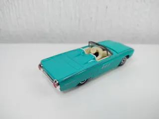 Ford Thunderbird 1963' Matchbox Moving Parts