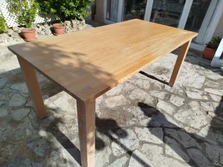 Mesa grande de madera
