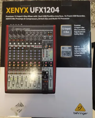 Mesa de mezclas Behringer Xenyx UFX1204 USB