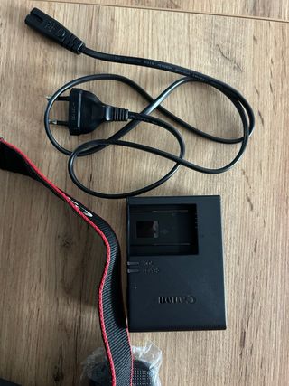 Cámara Canon EOS 200D + Lente 18-55mm + Mochila