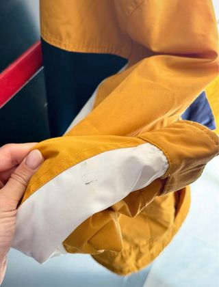 Parka Tommy Hilfiger amarilla y azul Talla S