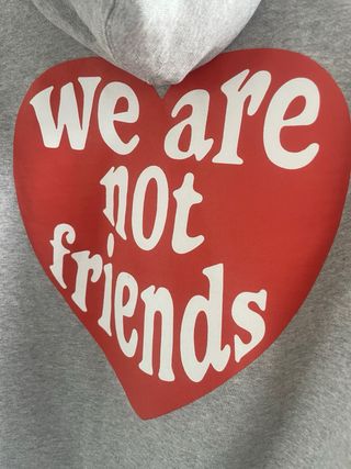Sudadera We are not friends