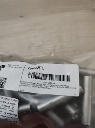 Tirador de metal plateado hay unos 18 o 20 todos 1