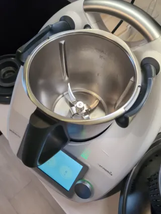 Thermomix TM6 con cuchillas nuevas