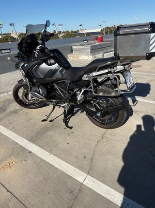 BMW 1250 GSA Adventure Negra triple blak