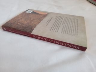 Julio César en Hispania (Historia) (Spanish Edi...