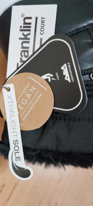 Talla 38. Botines forro cálido.