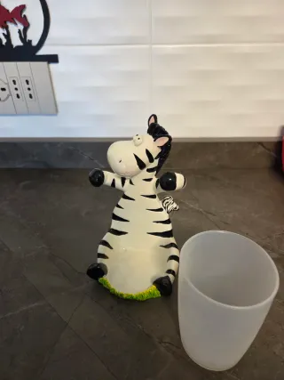Porta spazzolini zebra in ceramica