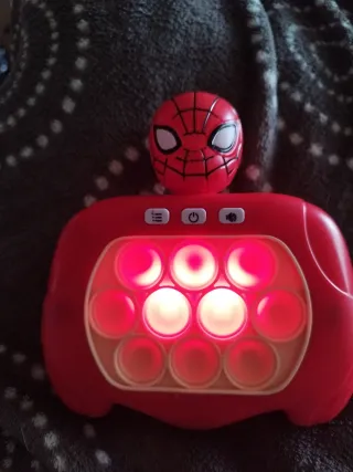 Popit Spiderman a pilas. Juego memoria puzzle