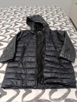 Chaqueta Zara acolchada con capucha 7 años