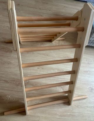 Triangolo Pikler in legno per bambini. Triangolo arrampicata