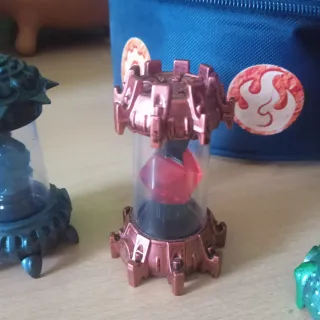 Cristales imaginators ( Cada cristal 5 euros.)