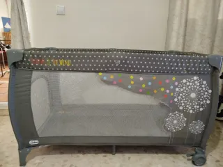 Parque de juegos y cambiador bebé