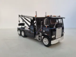 Camión Grúa Freightliner FLA escala 1:43