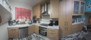 Cocina completa madera y cristal