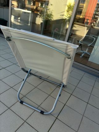 Sillón de exterior plegable gris