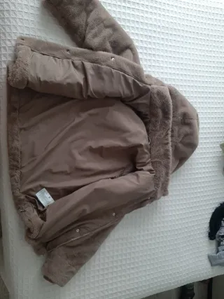 Chaquetón corto beige/marrón