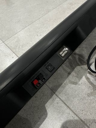 Barra de Sonido LG Negra + Subwoofer